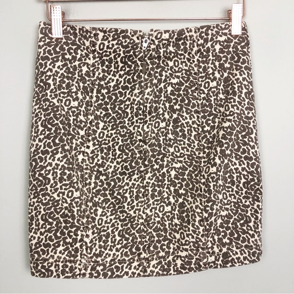 FREE PEOPLE | Modern Femme Animal Print Denim Mini Skirt Leopard Women’s Size 2 - Picture 6 of 9